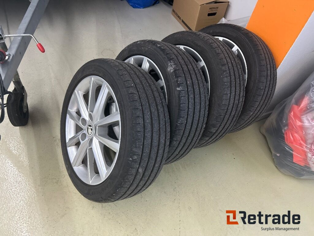 Car 2016 Personbil SKODA OCTAVIA 1.8 TSI 180 hk 4x4 Style 6DSG EU-Godkjent: picture 28 Car 2016 Personbil SKODA OCTAVIA 1.8 TSI 180 hk 4x4 Style 6DSG EU-Godkjent: picture 28