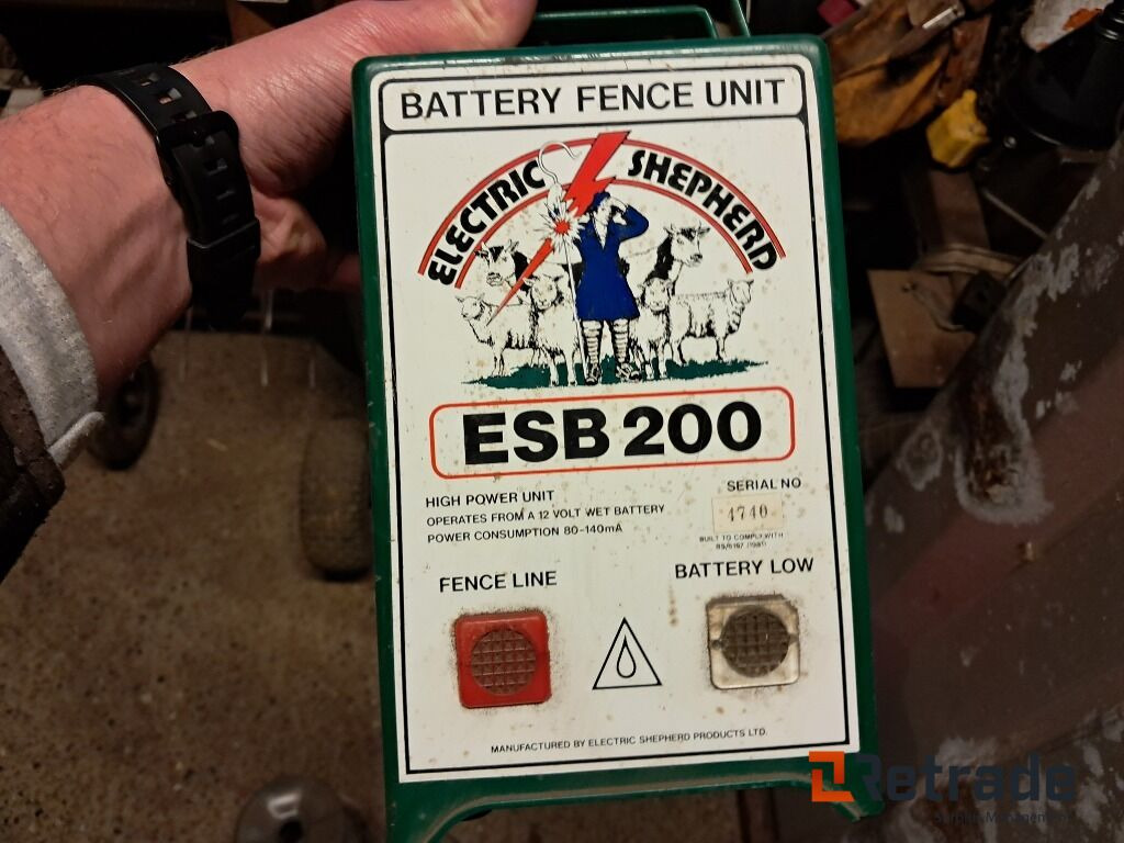 Hegnsapparat fra Electric Shepherd + 1000 m hegn ESB 200 - Agricultural machinery: picture 3 Hegnsapparat fra Electric Shepherd + 1000 m hegn ESB 200 - Agricultural machinery: picture 3