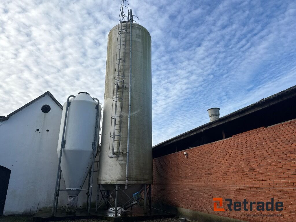 Kornsilo 100 m3, glasfiber - Tunetanken - Agricultural machinery: picture 2 Kornsilo 100 m3, glasfiber - Tunetanken - Agricultural machinery: picture 2