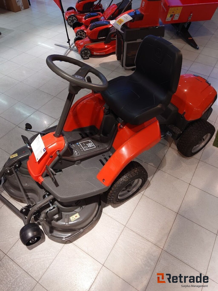 Ny Eldriven gräsklippare Husqvarna R 112 IC RIDER - Agricultural machinery: picture 3 Ny Eldriven gräsklippare Husqvarna R 112 IC RIDER - Agricultural machinery: picture 3