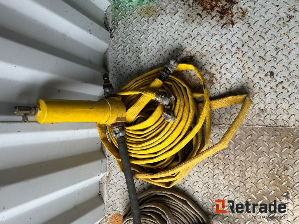 Diverse slanger og manometer - Tool/ Equipment: picture 2 Diverse slanger og manometer - Tool/ Equipment: picture 2