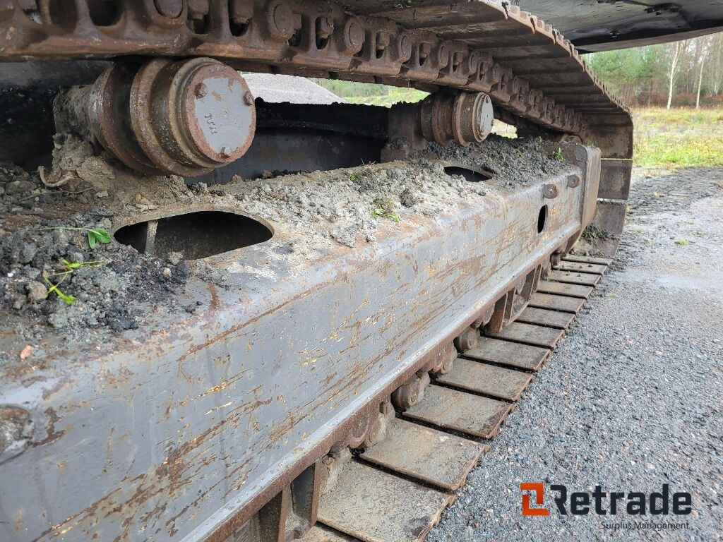 Crawler excavator Grävmaskin Volvo EC 240B NLC med titrotator och redskap: picture 17 Crawler excavator Grävmaskin Volvo EC 240B NLC med titrotator och redskap: picture 17