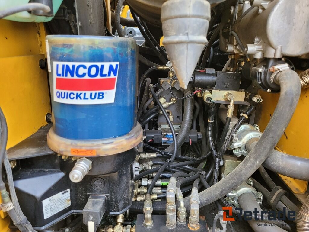 Crawler excavator Grävmaskin Volvo EC 240B NLC med titrotator och redskap: picture 25 Crawler excavator Grävmaskin Volvo EC 240B NLC med titrotator och redskap: picture 25