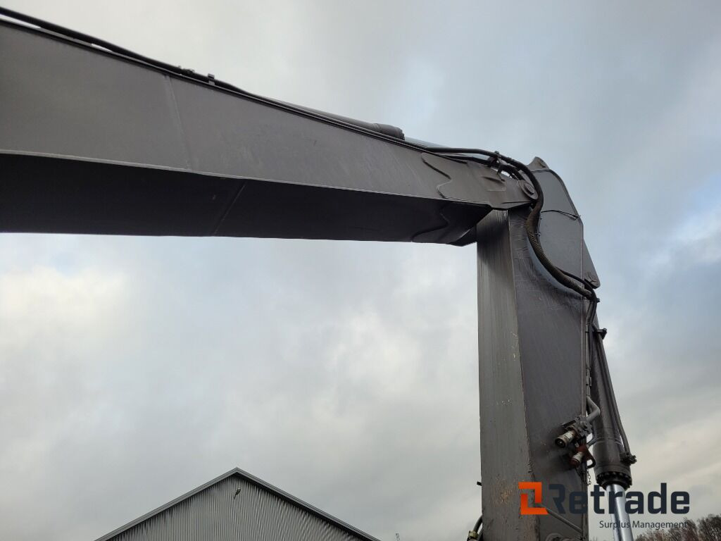 Crawler excavator Grävmaskin Volvo EC 240B NLC med titrotator och redskap: picture 49 Crawler excavator Grävmaskin Volvo EC 240B NLC med titrotator och redskap: picture 49