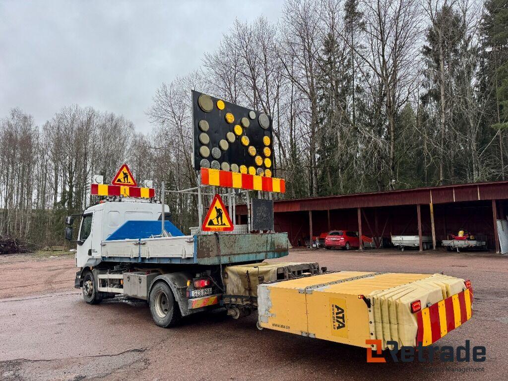 Krokbil Volvo FL 240 TMA utrustad - Dropside/ Flatbed truck: picture 5 Krokbil Volvo FL 240 TMA utrustad - Dropside/ Flatbed truck: picture 5