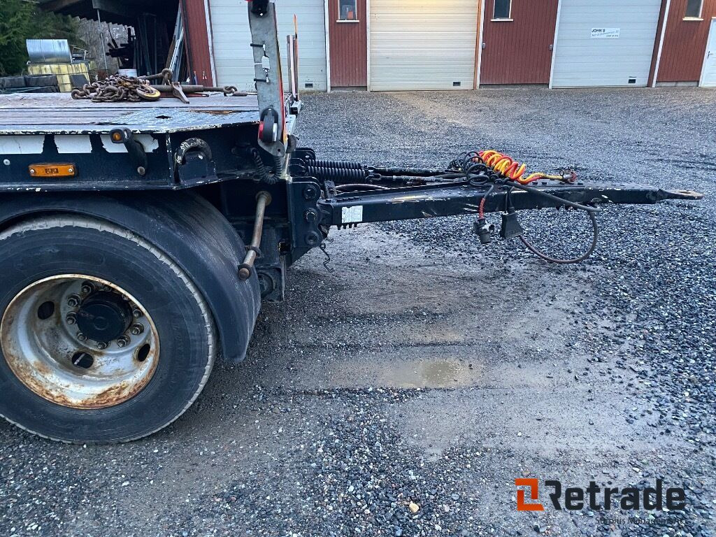 MCCAULEY MAC-TLL3-33 - Low loader trailer: picture 4 MCCAULEY MAC-TLL3-33 - Low loader trailer: picture 4