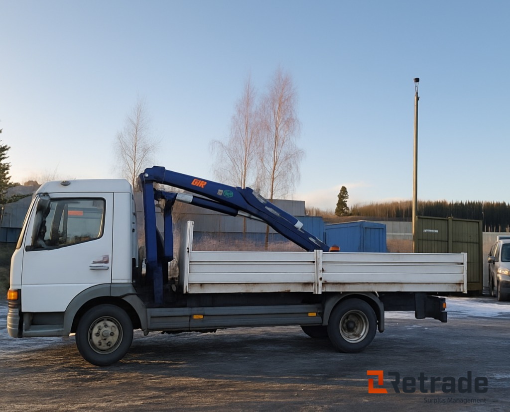 Mercedes-Benz Atego 818L med 6 meter plan og kran - Dropside/ Flatbed truck, Crane truck: picture 2 Mercedes-Benz Atego 818L med 6 meter plan og kran - Dropside/ Flatbed truck, Crane truck: picture 2