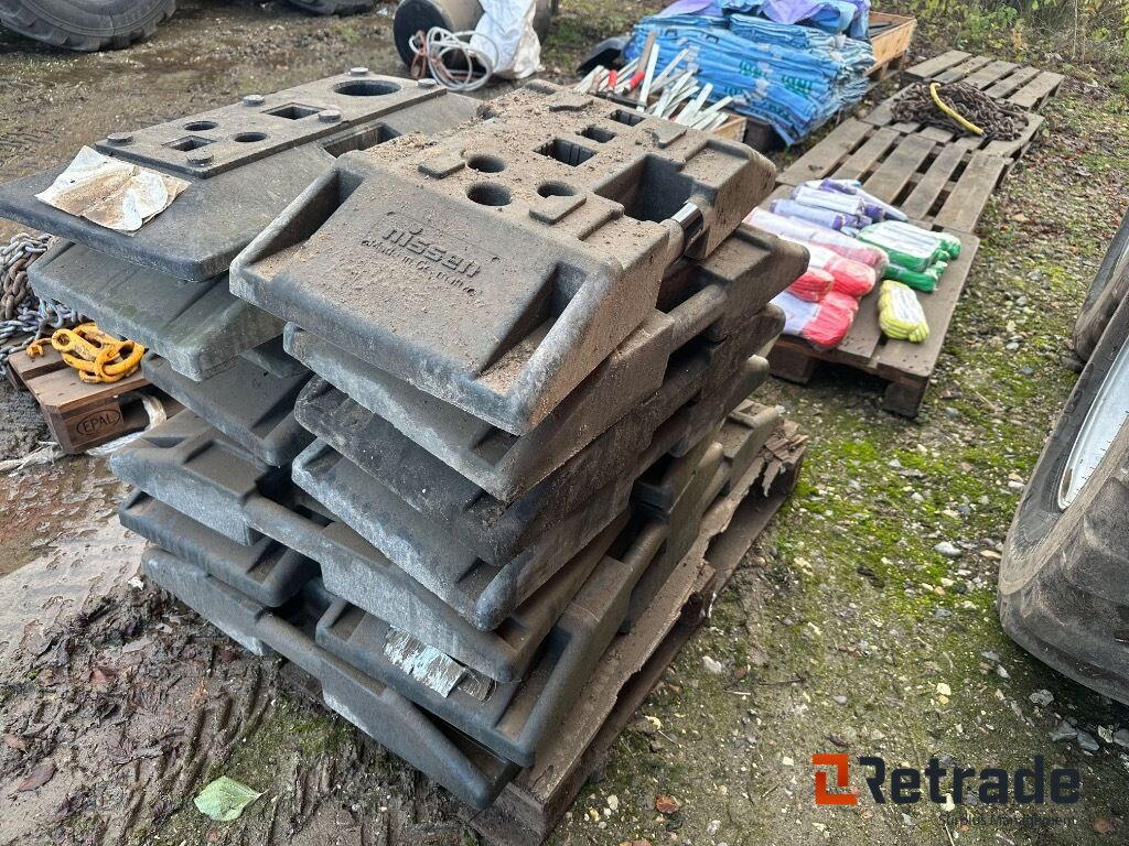 Plast klodser til hegn - Construction equipment: picture 5 Plast klodser til hegn - Construction equipment: picture 5