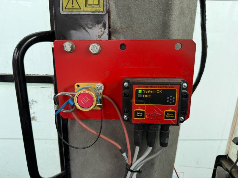 Wheel loader Cat 930H - New Tires / High-tip Bucket / Auto Greasing: picture 14 Wheel loader Cat 930H - New Tires / High-tip Bucket / Auto Greasing: picture 14