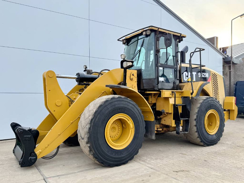 Cat 962M - Third Function / Weight System - Wheel loader: picture 2 Cat 962M - Third Function / Weight System - Wheel loader: picture 2