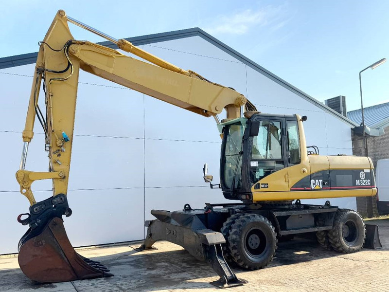 Cat M322C - German Machine / Triple Boom - Wheel excavator: picture 2 Cat M322C - German Machine / Triple Boom - Wheel excavator: picture 2