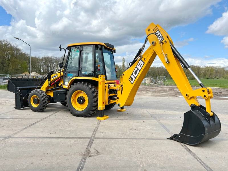 JCB 3DX / 3CX Plus 4WD - 4/1 Bucket / Hammer Lines - Backhoe loader: picture 2 JCB 3DX / 3CX Plus 4WD - 4/1 Bucket / Hammer Lines - Backhoe loader: picture 2