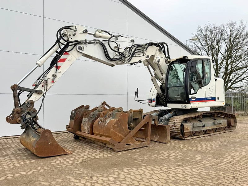 Liebherr R914 Compact - Triple Boom + Extra Attachments - Crawler excavator: picture 4 Liebherr R914 Compact - Triple Boom + Extra Attachments - Crawler excavator: picture 4