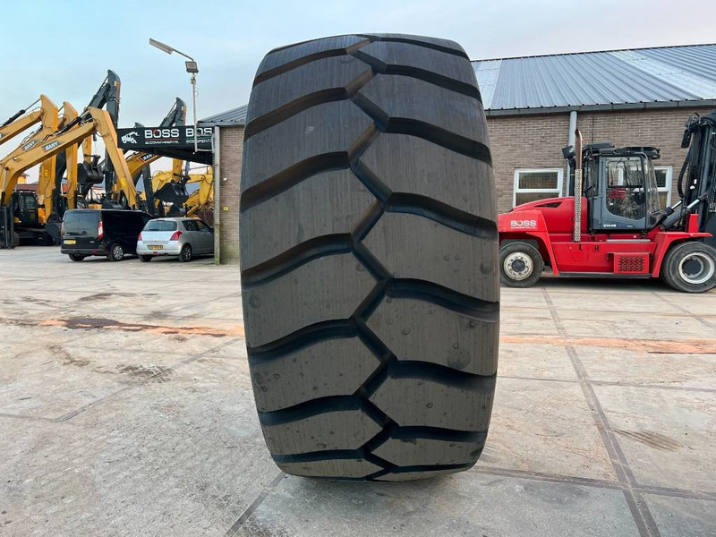 Wheels and tires for Construction machinery Michelin X Mine D2 45/65R45 Tyre x 2: picture 8 Wheels and tires for Construction machinery Michelin X Mine D2 45/65R45 Tyre x 2: picture 8