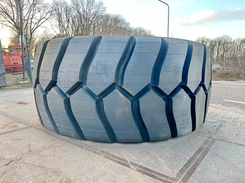 Wheels and tires for Construction machinery Michelin X Mine D2 45/65R45 Tyre x 2: picture 7 Wheels and tires for Construction machinery Michelin X Mine D2 45/65R45 Tyre x 2: picture 7