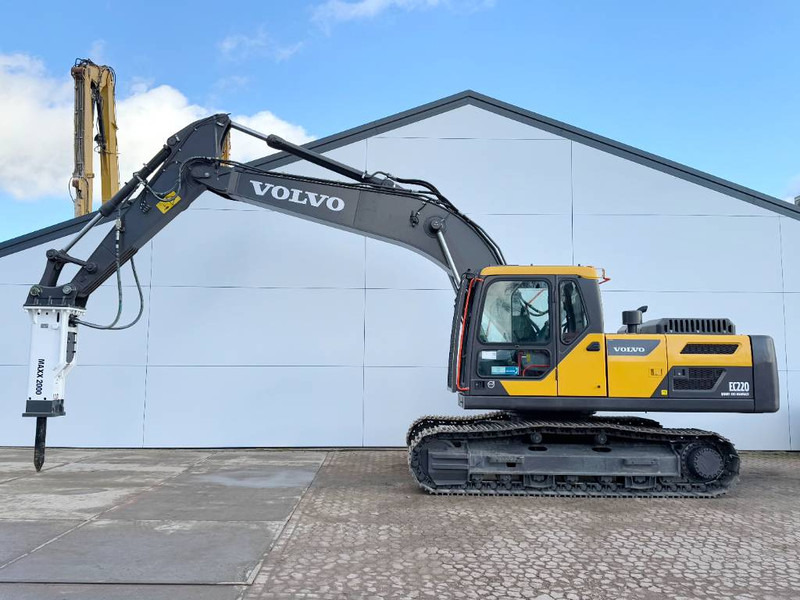 Volvo EC220D + Maxx 2000 Hammer - New / Unused / 2024 - Crawler excavator: picture 1 Volvo EC220D + Maxx 2000 Hammer - New / Unused / 2024 - Crawler excavator: picture 1