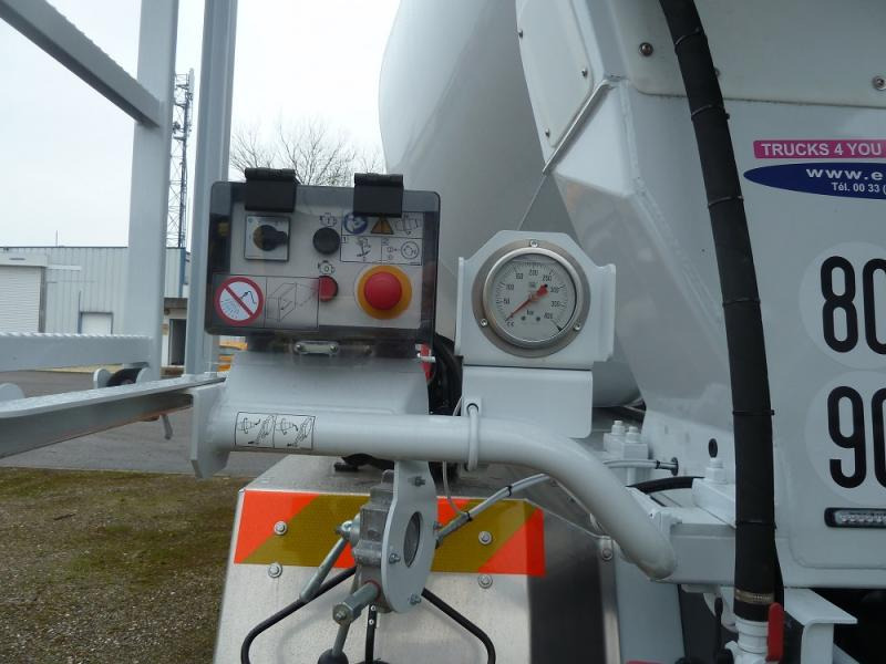 New Concrete mixer truck Mercedes arocs: picture 8