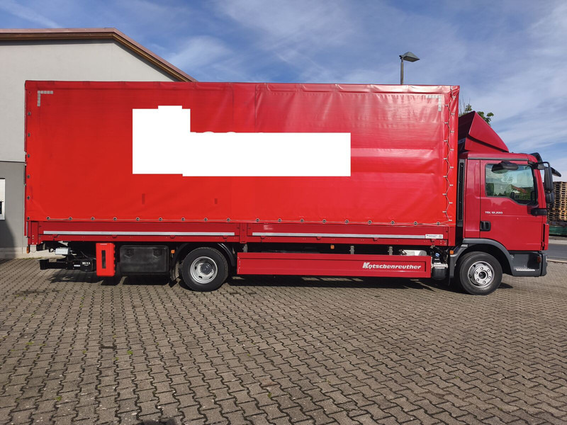 MAN TGL 12.220 - Curtainsider truck: picture 4 MAN TGL 12.220 - Curtainsider truck: picture 4