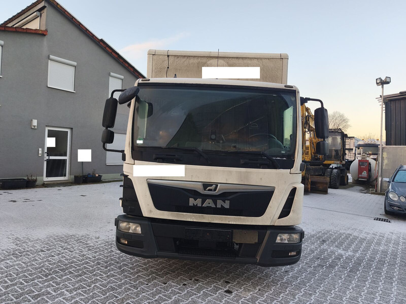 MAN TGL 12.250 Koffer 3-Sitzer Euro 6 4x2 AHK LBW (48) - Box truck: picture 3 MAN TGL 12.250 Koffer 3-Sitzer Euro 6 4x2 AHK LBW (48) - Box truck: picture 3