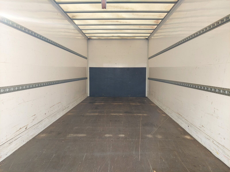 Box truck MAN TGL 8.190 L gFH Koffer LBW AHK (25) TÜV NEU: picture 12