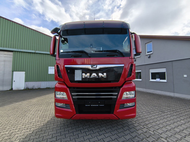 MAN TGX 26.500 BDF 6x2 Euro 6 Retarder Standard Lift+Lenk (29) - Cab chassis truck: picture 3 MAN TGX 26.500 BDF 6x2 Euro 6 Retarder Standard Lift+Lenk (29) - Cab chassis truck: picture 3