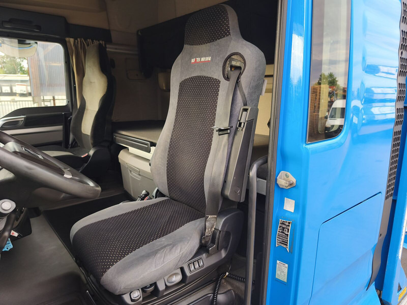 Timber truck, Crane truck MAN TGX 26.500 Holz-LKW Euro6 6x4 Holztransporter m Palfinger (16): picture 17