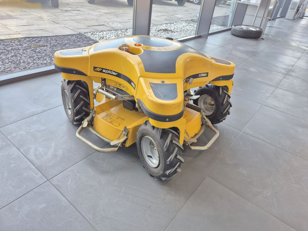 MINI Mini Spider II / 4X4 / NEW Service / Works Great - Garden mower: picture 1 MINI Mini Spider II / 4X4 / NEW Service / Works Great - Garden mower: picture 1