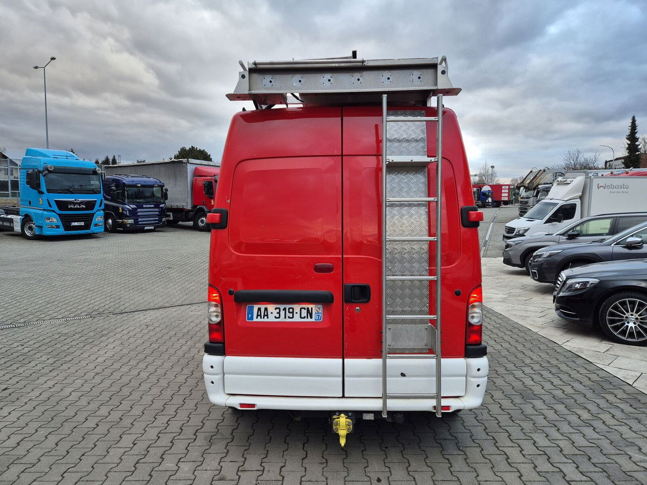 New Fire truck RENAULT Master 2.5 DCi / Like NEW LOW KM / 4 Seats: picture 7