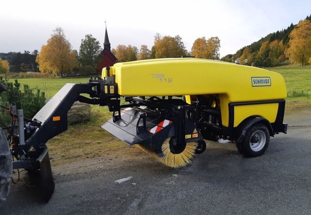 Schmidt TSS 122, Like NEW, Only 203 hours, up to 40KM/h - Transport all - Industrial sweeper: picture 2 Schmidt TSS 122, Like NEW, Only 203 hours, up to 40KM/h - Transport all - Industrial sweeper: picture 2