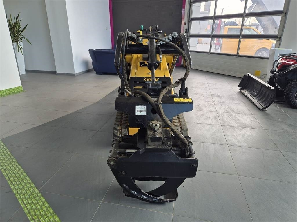 Vermeer S725TX MINI SKID STEER / 5 ATTACHMENTS / FROM DEAL - Crawler loader: picture 5 Vermeer S725TX MINI SKID STEER / 5 ATTACHMENTS / FROM DEAL - Crawler loader: picture 5