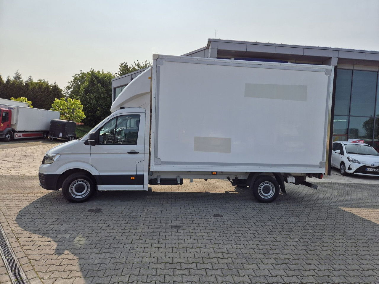 Closed box van Volkswagen Crafter 2.0 TDI: picture 14