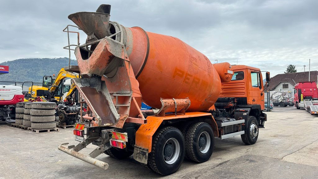 MAN 26.272 6x4 mixer - 7M3 - full spring - Concrete mixer truck: picture 5 MAN 26.272 6x4 mixer - 7M3 - full spring - Concrete mixer truck: picture 5
