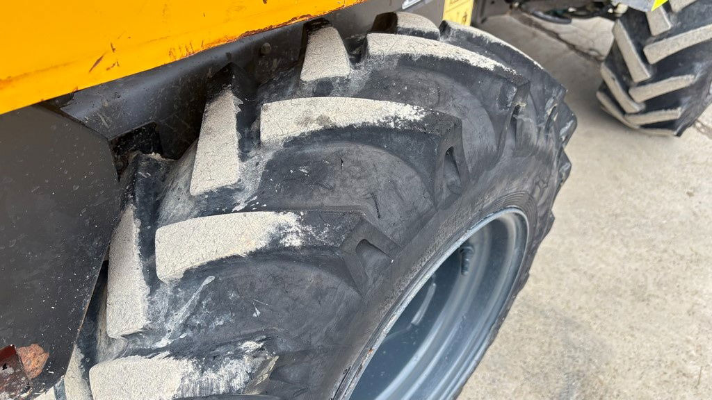 Mecalac TA1EH - 2018 Year - 1065 Working Hours - Mini dumper: picture 3 Mecalac TA1EH - 2018 Year - 1065 Working Hours - Mini dumper: picture 3