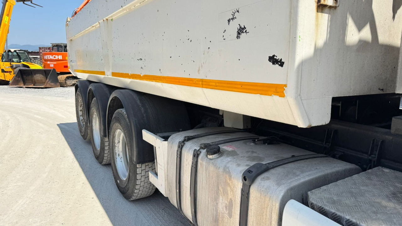 Scania R480 8x4 tipper - lifitng axle - Tipper: picture 3 Scania R480 8x4 tipper - lifitng axle - Tipper: picture 3