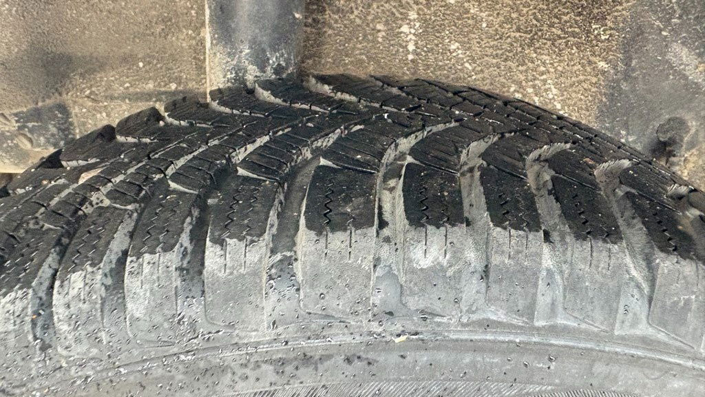 Toyota Yaris 1.3 - Petrol - 5 Doors - AC - Hatchback: picture 5 Toyota Yaris 1.3 - Petrol - 5 Doors - AC - Hatchback: picture 5