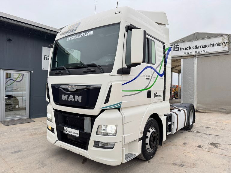 MAN TGX 18.480 4X2 schubodden hydr. + retarder - Tractor unit: picture 1 MAN TGX 18.480 4X2 schubodden hydr. + retarder - Tractor unit: picture 1