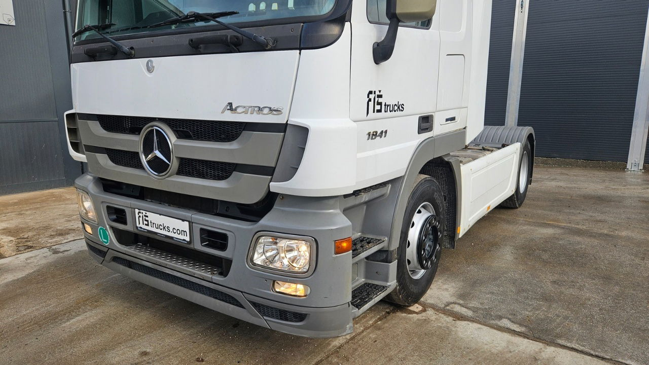 Mercedes-Benz Actros 1841 4x2 tractor unit - retarder - Tractor unit: picture 2 Mercedes-Benz Actros 1841 4x2 tractor unit - retarder - Tractor unit: picture 2