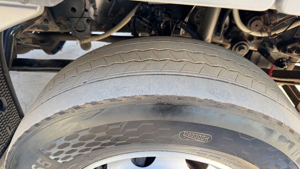 Mercedes-Benz Actros 1841 LS 4x2 tractor unit - Tractor unit: picture 5 Mercedes-Benz Actros 1841 LS 4x2 tractor unit - Tractor unit: picture 5