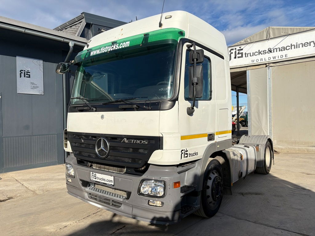 Mercedes-Benz Actros 1846 L 4x2 tractor unit - retarder - Tractor unit: picture 1 Mercedes-Benz Actros 1846 L 4x2 tractor unit - retarder - Tractor unit: picture 1
