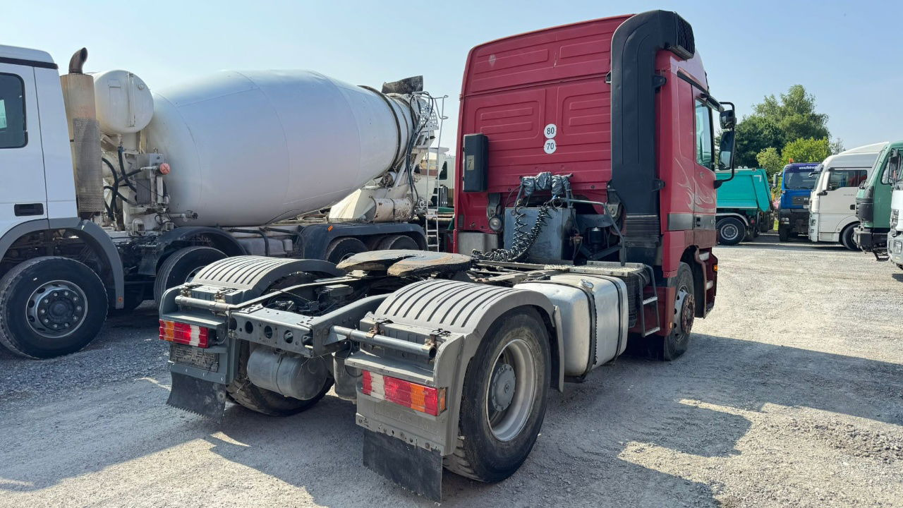 Mercedes-Benz Actros 1853 LS 4x2 tractor unit - air condition - Tractor unit: picture 5 Mercedes-Benz Actros 1853 LS 4x2 tractor unit - air condition - Tractor unit: picture 5