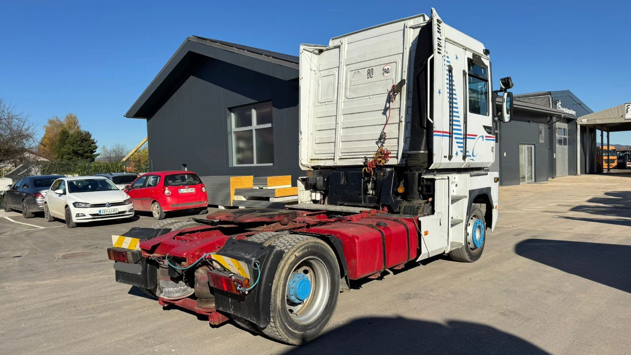 Renault Magnum 390 4X2 tractor unit - Tractor unit: picture 4 Renault Magnum 390 4X2 tractor unit - Tractor unit: picture 4