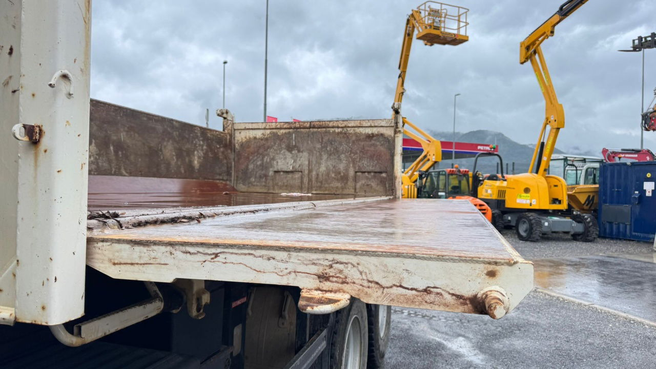 Volvo FM 400 6x4 bordmatic tipper - motor brake - Tipper: picture 3 Volvo FM 400 6x4 bordmatic tipper - motor brake - Tipper: picture 3