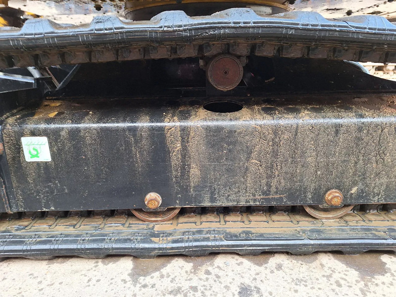 Mini excavator Caterpillar 303: picture 19