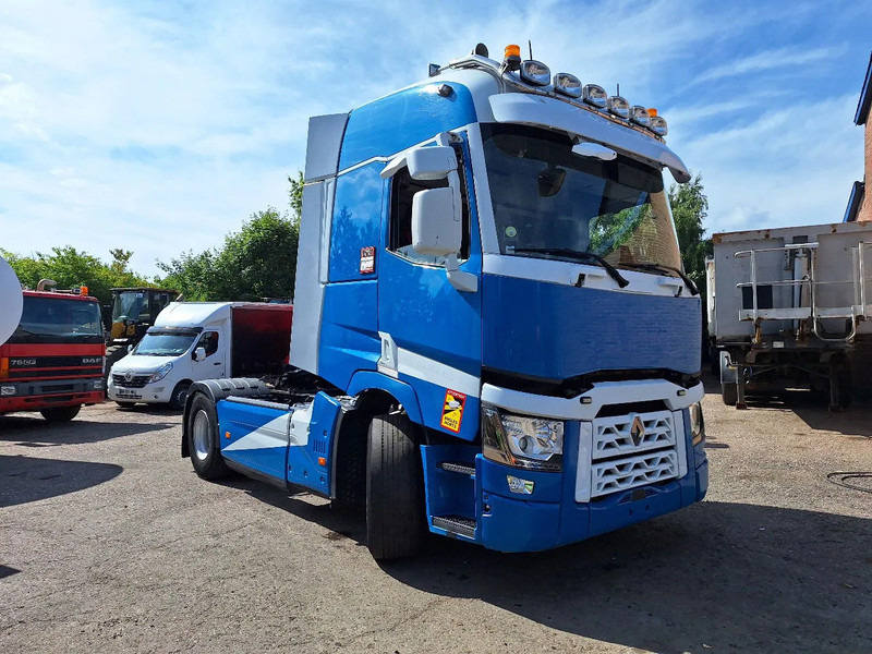 Renault T520 T520 - Tractor unit: picture 3 Renault T520 T520 - Tractor unit: picture 3