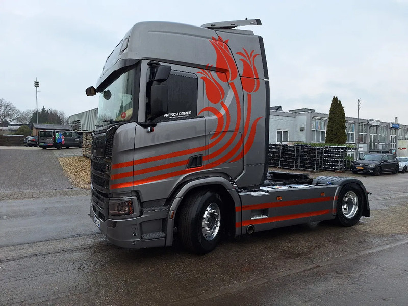 Scania R450 R450 - Tractor unit: picture 1 Scania R450 R450 - Tractor unit: picture 1