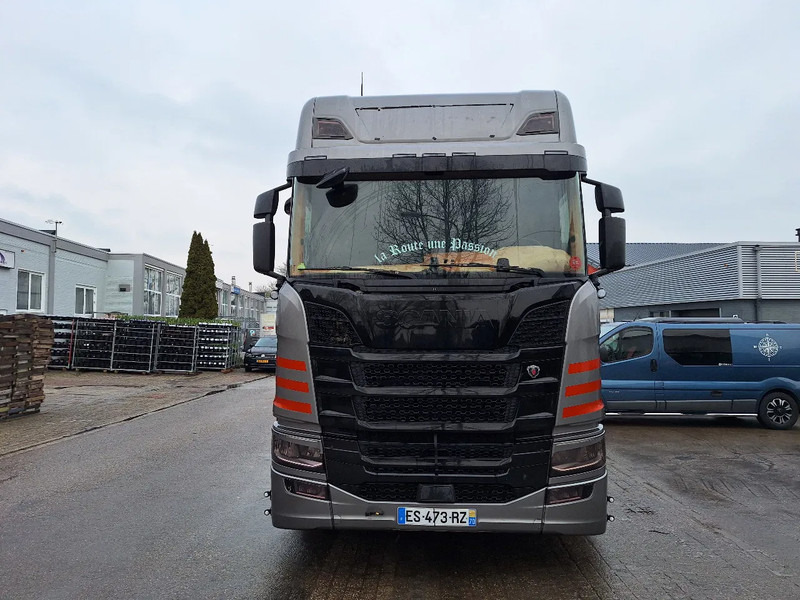 Scania R450 R450 - Tractor unit: picture 2 Scania R450 R450 - Tractor unit: picture 2