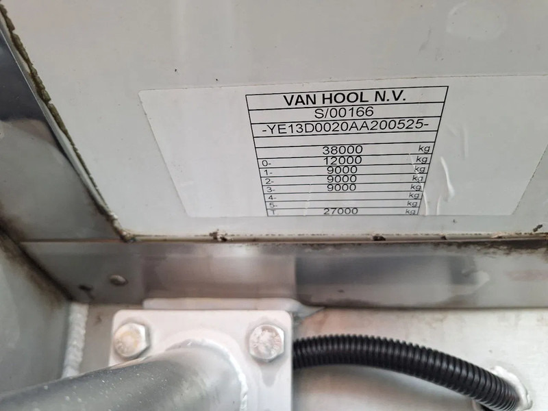 Tank semi-trailer for transportation of chemicals Van Hool 3D0020 ADR AT,FL,OX: picture 7
