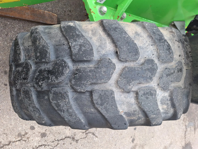 Wheel loader Yanmar V80: picture 9