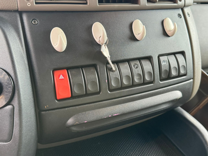 Box truck DAF CF 85.410: picture 18