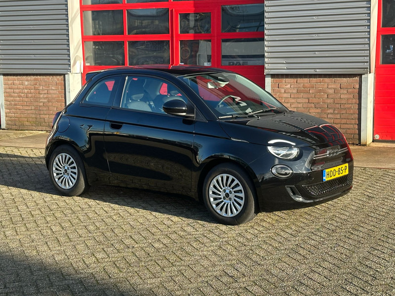 Fiat 500 E - Hatchback: picture 1 Fiat 500 E - Hatchback: picture 1